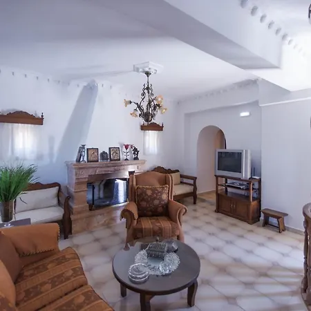 Castello Di Haria Hotel apartamentowy Kalos (Laconia)